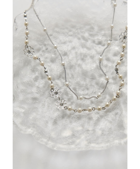 {"color":"\u30b7\u30eb\u30d0\u30fc","info":""}