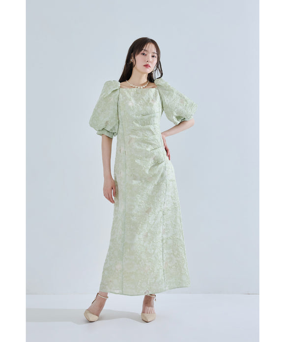 {"color":"\u30b0\u30ea\u30fc\u30f3","info":"model\uff1aH167cm size\uff1aM"}