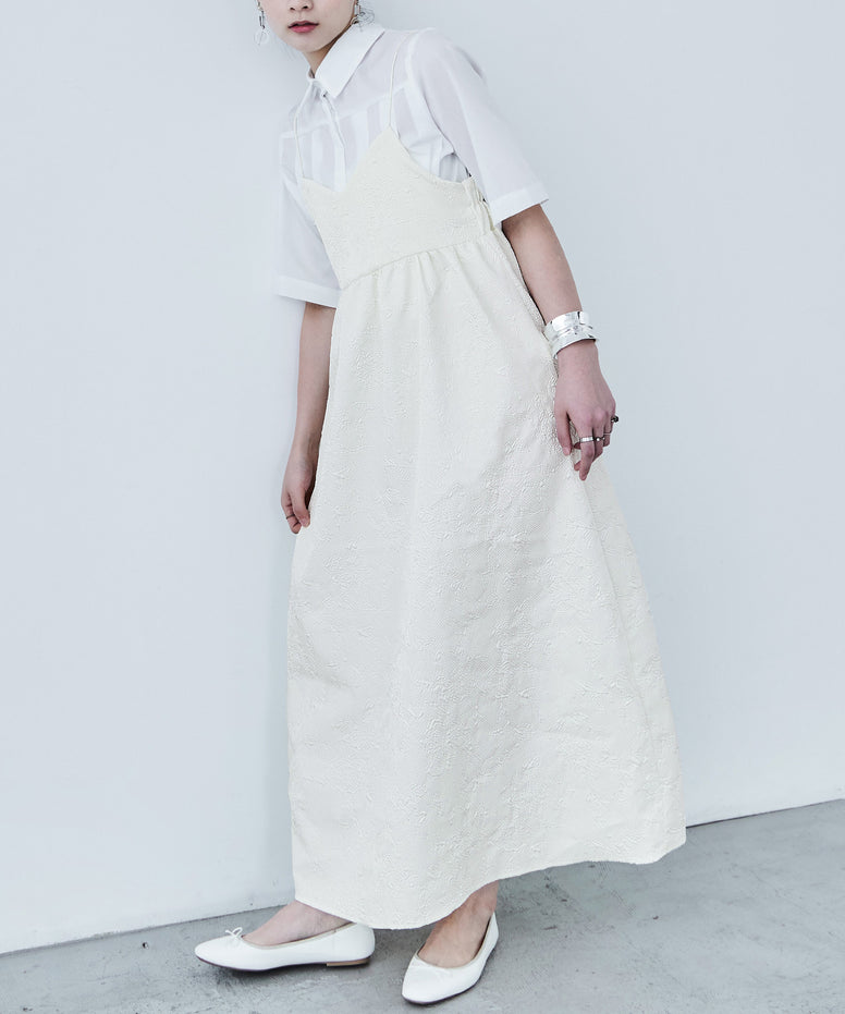 {"color":"\u30a2\u30a4\u30dc\u30ea\u30fc","info":"model\uff1aH163.5cm size\uff1aM"}