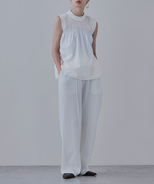 {"color":"\u30db\u30ef\u30a4\u30c8","info":"model\uff1aH166cm size\uff1aM"}