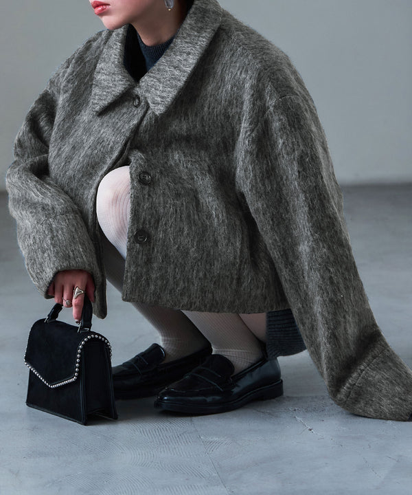 {"color":"\u30d6\u30e9\u30c3\u30af","info":"model\uff1aH158cm size\uff1aM"}