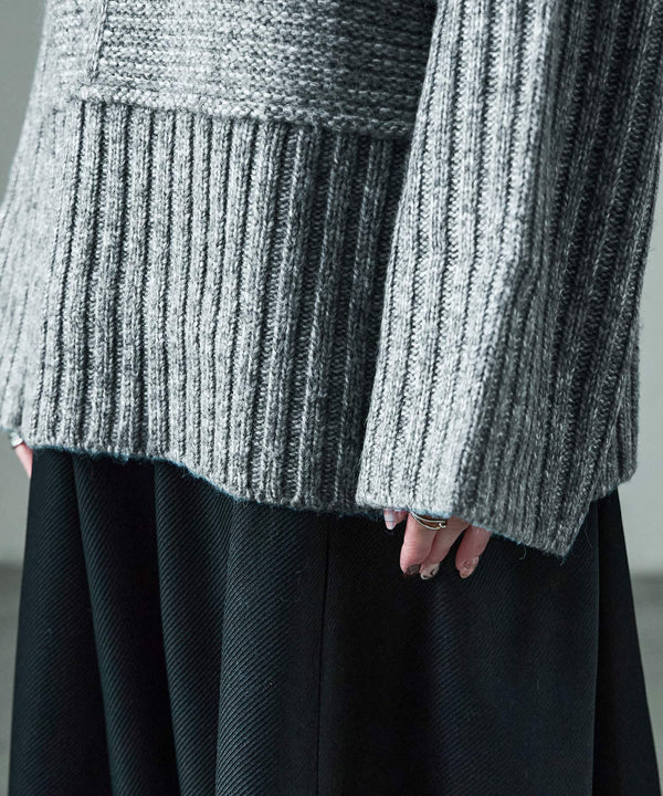 {"color":"","info":""}