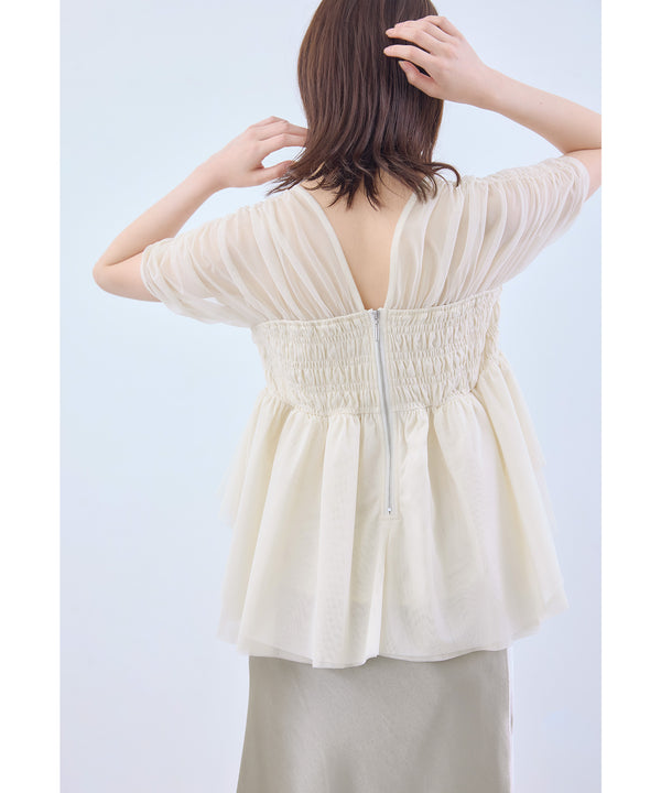 {"color":"\u30d9\u30fc\u30b8\u30e5","info":"model\uff1aH166cm size\uff1aM"}