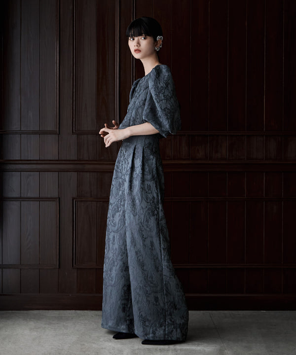 {"color":"\u30d6\u30eb\u30fc\u30b0\u30ec\u30fc","info":"model\uff1aH163cm size\uff1aM"}