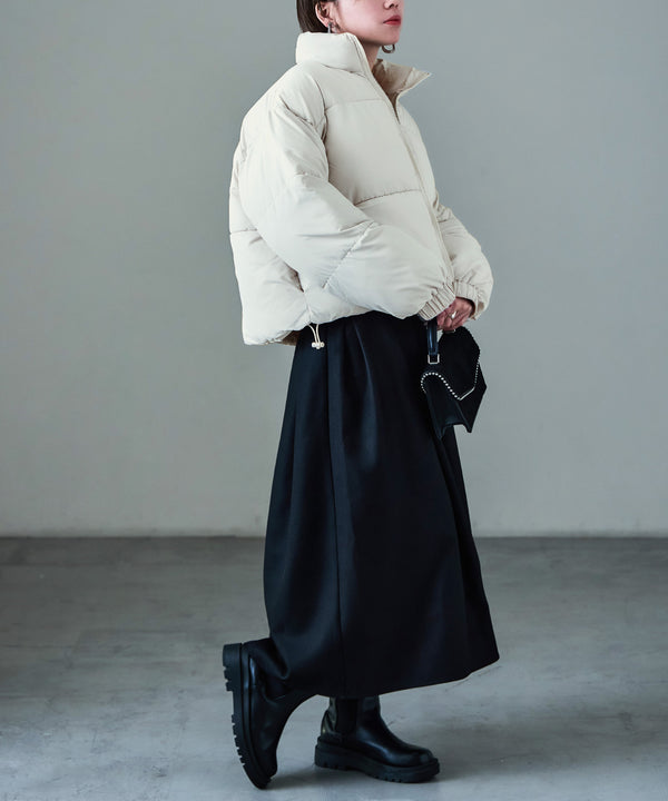 {"color":"\u30aa\u30d5\u30db\u30ef\u30a4\u30c8","info":"model\uff1aH158cm size\uff1aM"}