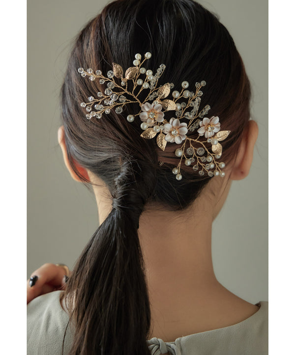 {"color":"\u30b4\u30fc\u30eb\u30c9","info":""}