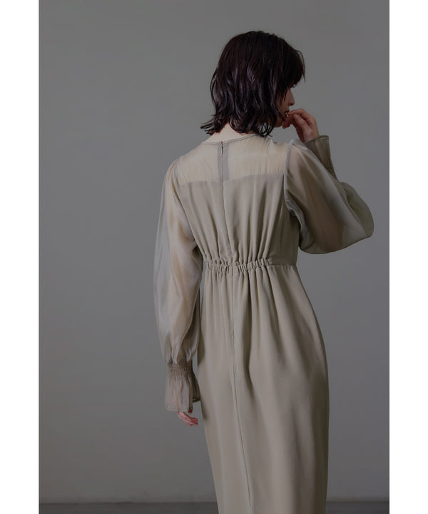 {"color":"\u30d9\u30fc\u30b8\u30e5","info":"model\uff1aH166cm size\uff1aM"}