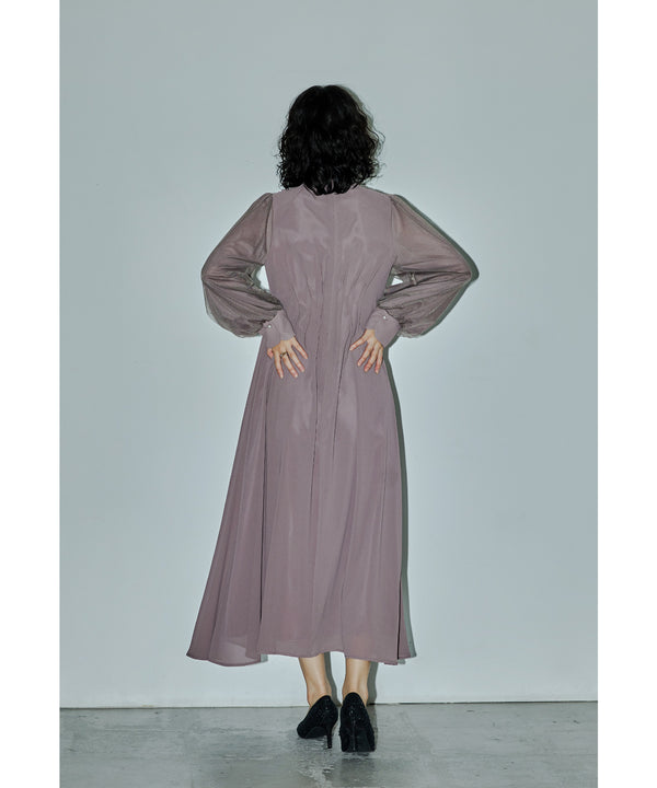 {"color":"\u30b0\u30ec\u30fc\u30b8\u30e5","info":"model\uff1aH166cm size\uff1aM"}