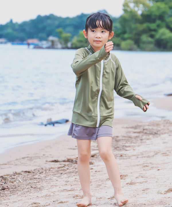 {"color":"\u30ab\u30fc\u30ad\u00d7\u30db\u30ef\u30a4\u30c8","info":""}