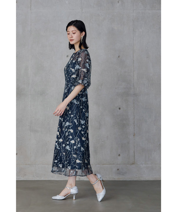 {"color":"\u30cd\u30a4\u30d3\u30fc","info":"model\uff1aH166cm size\uff1aM"}