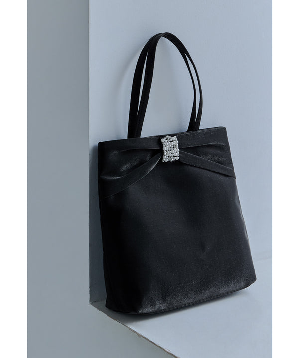 {"color":"\u30d6\u30e9\u30c3\u30af","info":""}