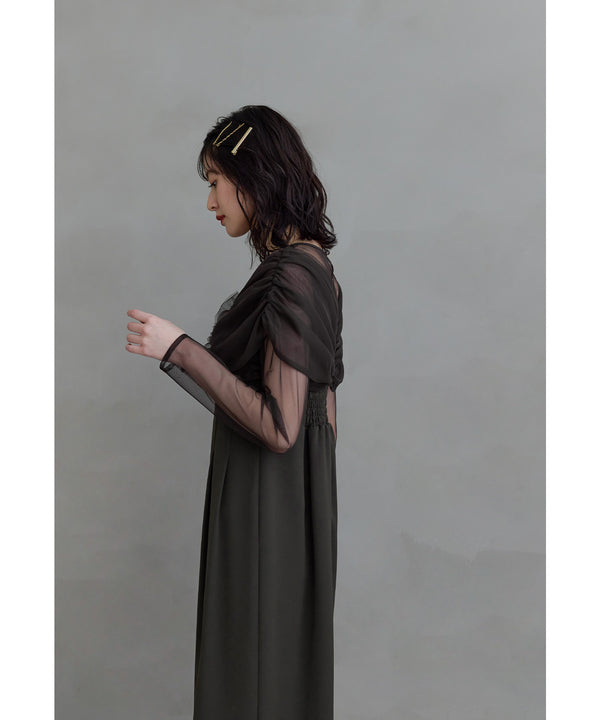 {"color":"\u30d6\u30e9\u30a6\u30f3","info":"model\uff1aH166cm size\uff1aM"}
