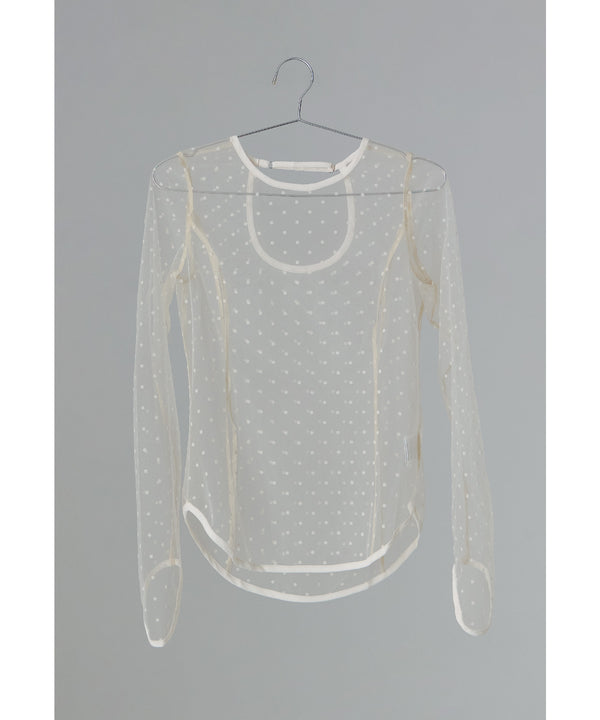 {"color":"\u30d9\u30fc\u30b8\u30e5","info":""}