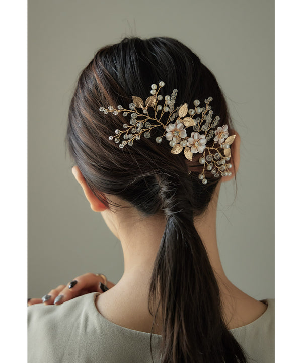 {"color":"\u30b4\u30fc\u30eb\u30c9","info":""}