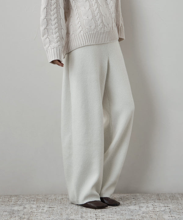 {"color":"\u30a2\u30a4\u30dc\u30ea\u30fc","info":"model\uff1aH166cm size\uff1aF"}