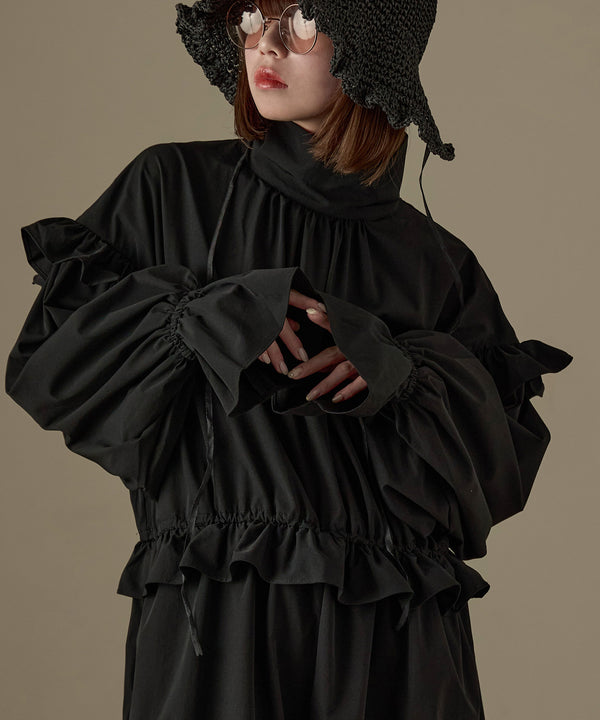 {"color":"\u30d6\u30e9\u30c3\u30af","info":"model\uff1aH158cm size\uff1aM"}