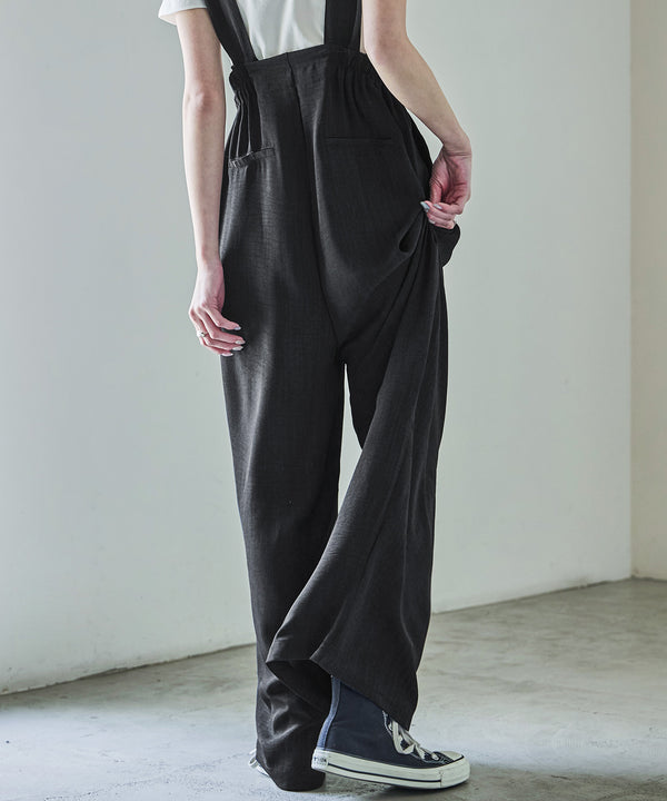 {"color":"\u30d6\u30e9\u30c3\u30af","info":"model\uff1aH158cm size\uff1aM"}