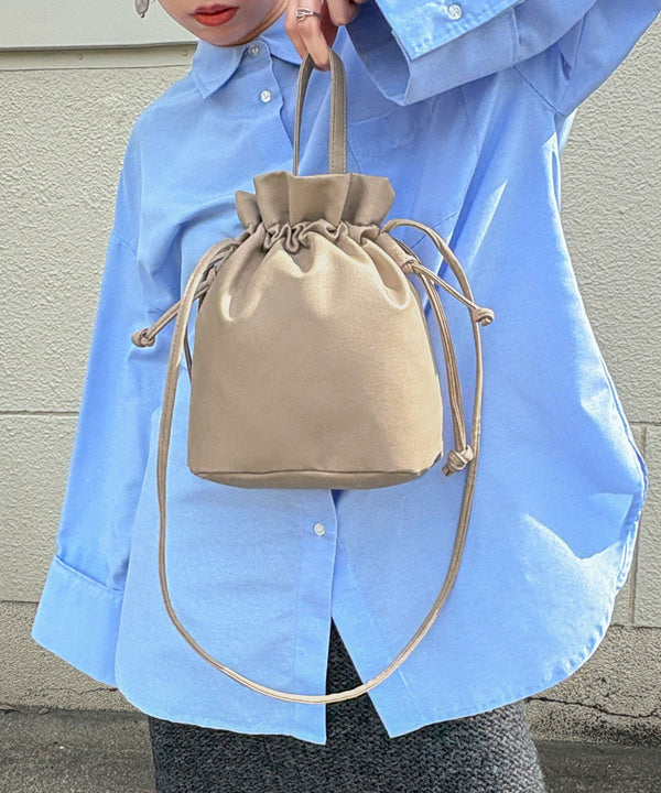 {"color":"\u30e2\u30ab","info":"model\uff1aH158cm size\uff1aF"}