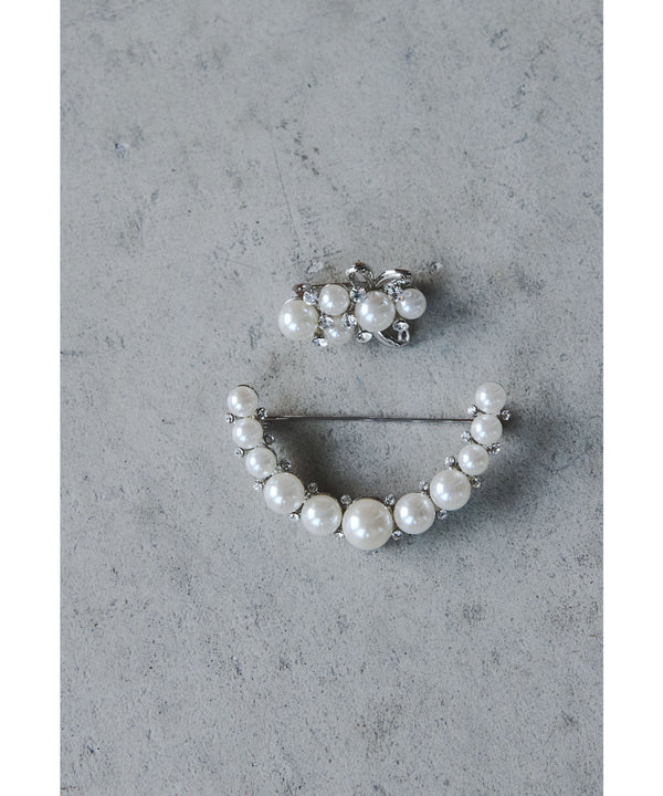 {"color":"\u30b7\u30eb\u30d0\u30fc","info":""}