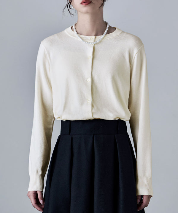 {"color":"\u30aa\u30d5\u30db\u30ef\u30a4\u30c8","info":"model\uff1aH166cm size\uff1aM"}