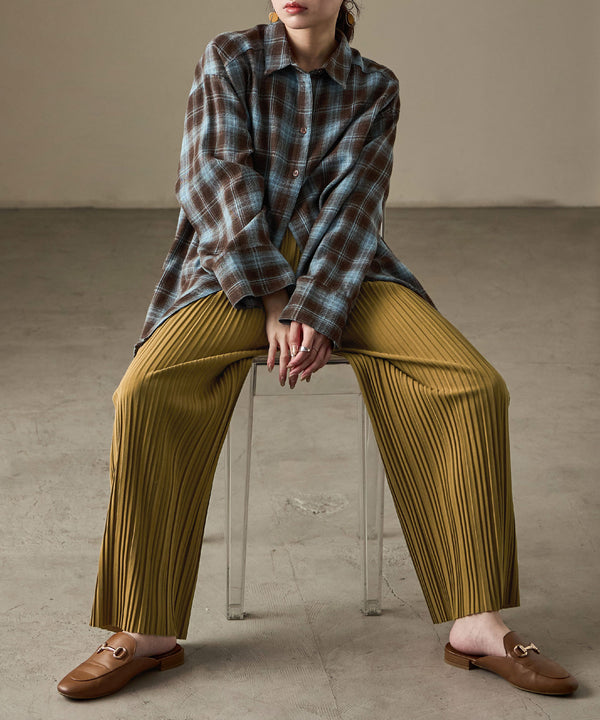 {"color":"\u30ad\u30e3\u30e1\u30eb","info":"model\uff1aH158cm size\uff1aM"}