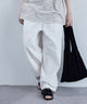 {"color":"\u30db\u30ef\u30a4\u30c8","info":"model\uff1aH170cm size\uff1aM"}