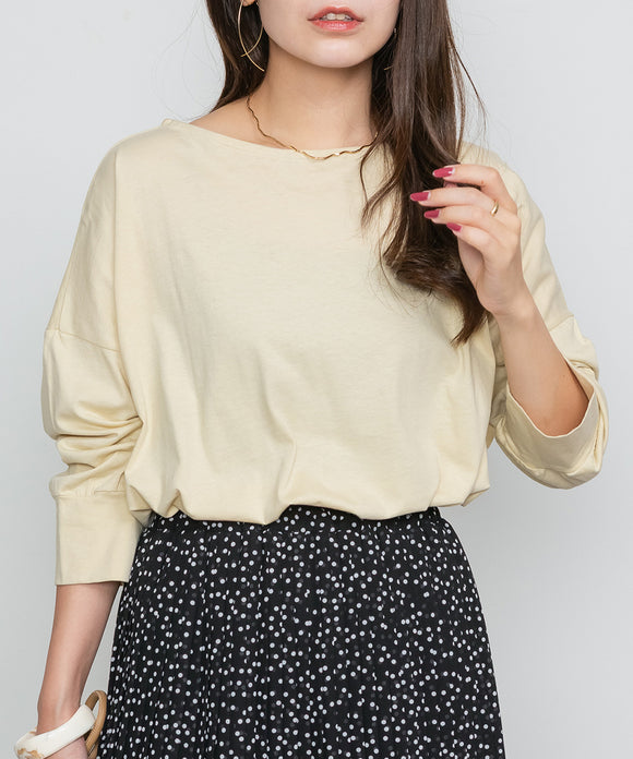 {"color":"\u30d9\u30fc\u30b8\u30e5","info":"model\uff1aH160cm size\uff1aM-L"}