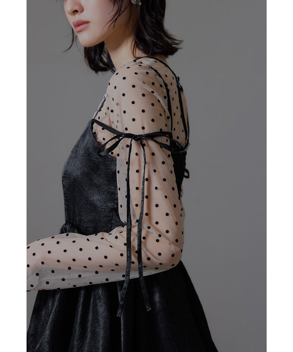 {"color":"\u30d6\u30e9\u30c3\u30af","info":"model\uff1aH166cm size\uff1aM"}