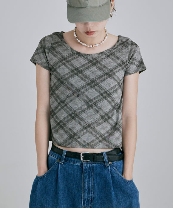 {"color":"\u30b0\u30ec\u30fc","info":"model\uff1aH166cm size\uff1aM"}
