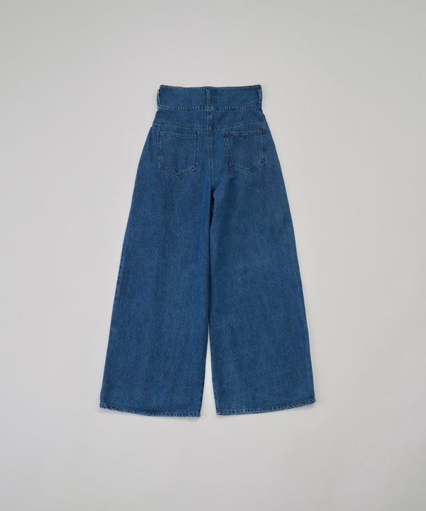 {"color":"","info":""}