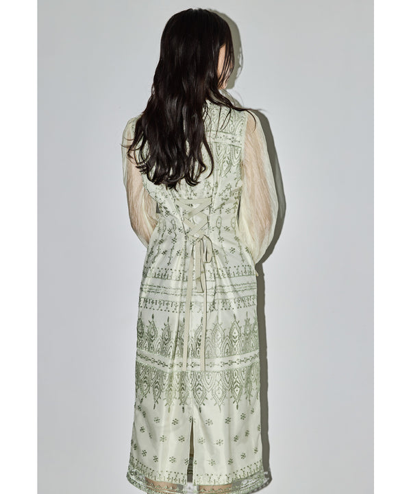 {"color":"\u30ab\u30fc\u30ad","info":"model\uff1aH165cm size\uff1aM"}