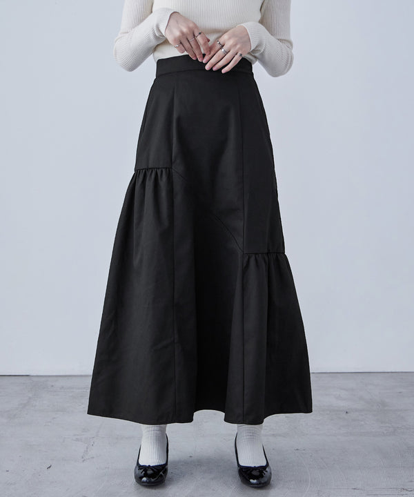 {"color":"\u30d6\u30e9\u30c3\u30af","info":"model\uff1aH163.5cm size\uff1aM"}