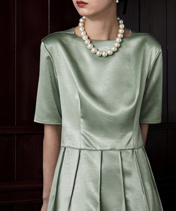 {"color":"\u30ab\u30fc\u30ad","info":"model\uff1aH163cm size\uff1aM"}