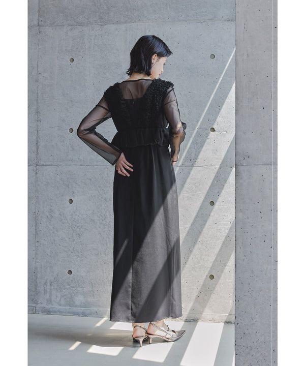 {"color":"\u30d6\u30e9\u30c3\u30af","info":"model\uff1aH166cm size\uff1aM"}