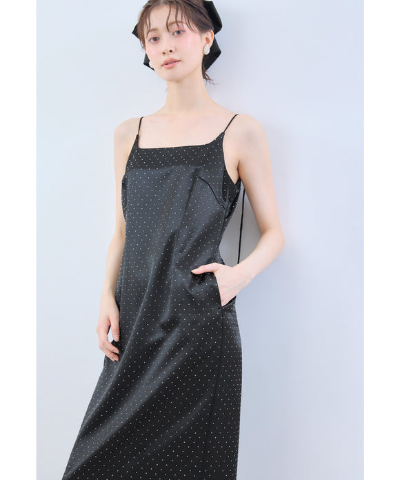{"color":"\u30d6\u30e9\u30c3\u30af\u00d7\u30b7\u30eb\u30d0\u30fc","info":"model\uff1aH166cm size\uff1aM"}