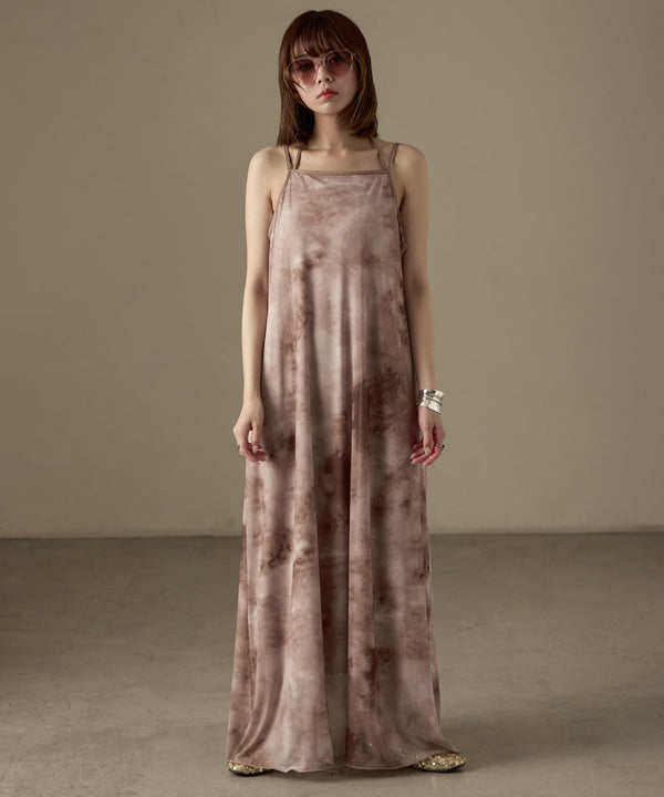 {"color":"\u30d6\u30e9\u30a6\u30f3","info":"model\uff1aH158cm size\uff1aF"}