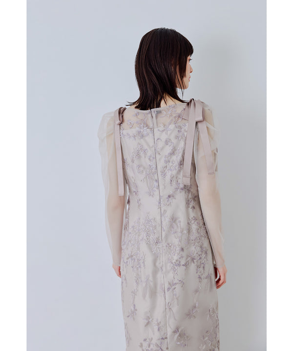 {"color":"\u30d9\u30fc\u30b8\u30e5","info":"model\uff1aH166cm size\uff1aM"}