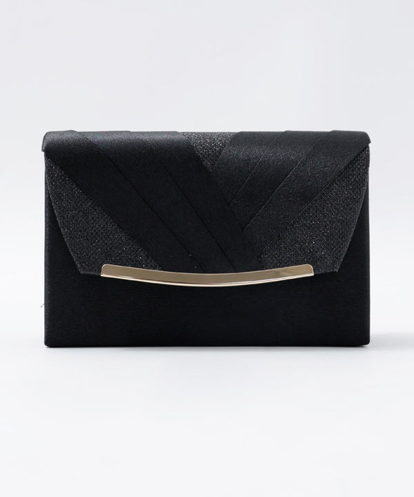 {"color":"\u30d6\u30e9\u30c3\u30af","info":""}