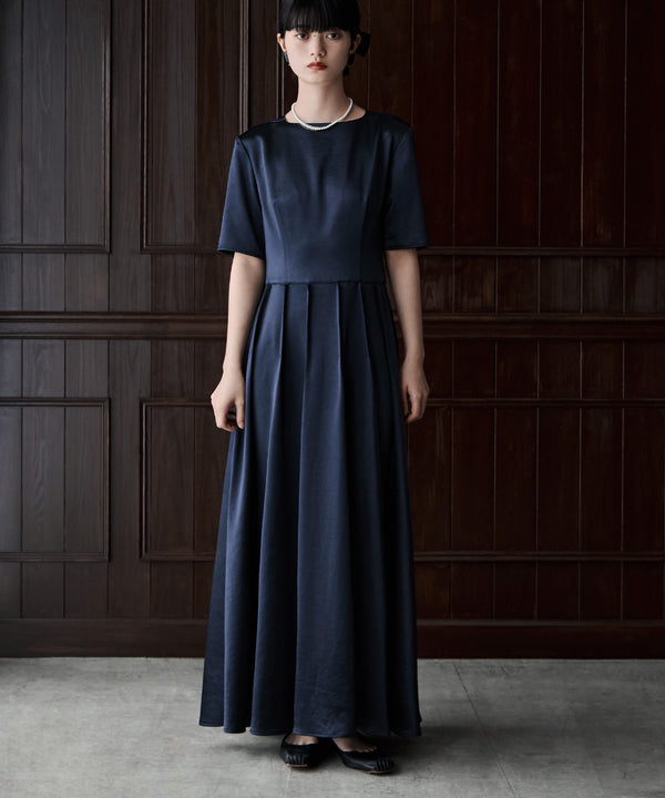 {"color":"\u30cd\u30a4\u30d3\u30fc","info":"model\uff1aH163cm size\uff1aM"}