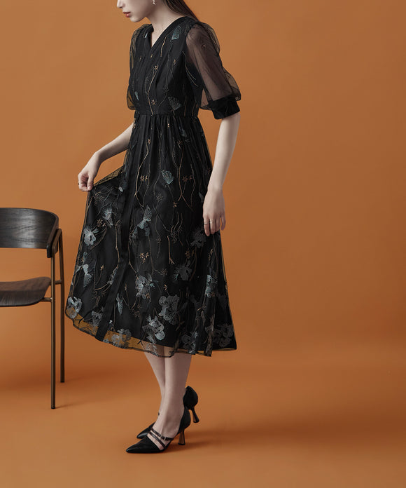 {"color":"\u30d6\u30e9\u30c3\u30af","info":"model\uff1aH170cm size\uff1aM"}