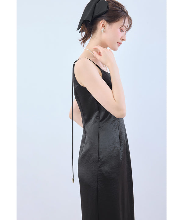 {"color":"\u30d6\u30e9\u30c3\u30af","info":"model\uff1aH166cm size\uff1aM"}