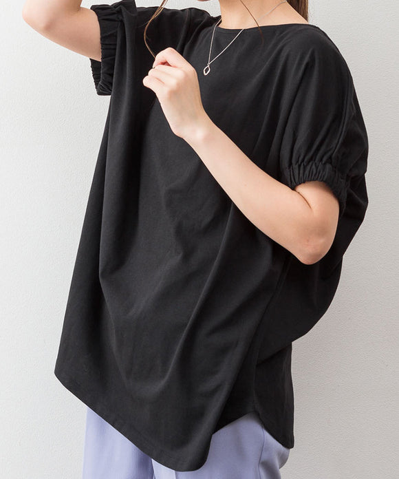 {"color":"\u30d6\u30e9\u30c3\u30af","info":"model\uff1aH160cm size\uff1aM-L"}