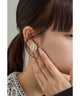 {"color":"\u30b4\u30fc\u30eb\u30c9","info":""}