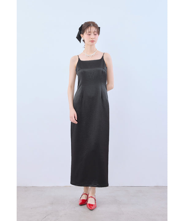 {"color":"\u30d6\u30e9\u30c3\u30af","info":"model\uff1aH166cm size\uff1aM"}
