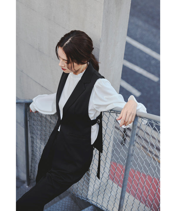 {"color":"\u30d6\u30e9\u30c3\u30af","info":"model\uff1aH165cm size\uff1aM"}