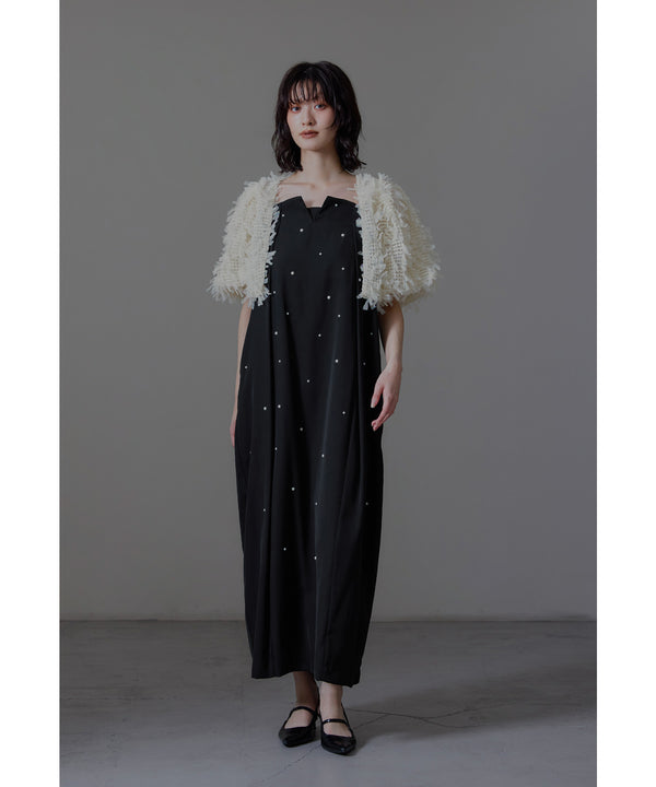 {"color":"\u30d6\u30e9\u30c3\u30af","info":"model\uff1aH166cm size\uff1aM"}