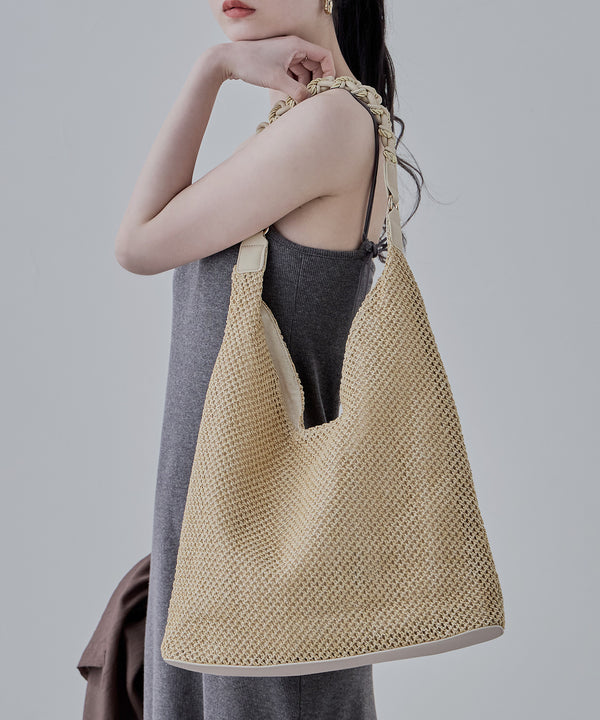 {"color":"\u30a2\u30a4\u30dc\u30ea\u30fc","info":"model\uff1aH163cm size\uff1aF"}