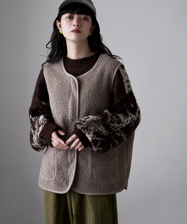 {"color":"\u30e2\u30ab","info":"model\uff1aH163cm size\uff1aM-L"}