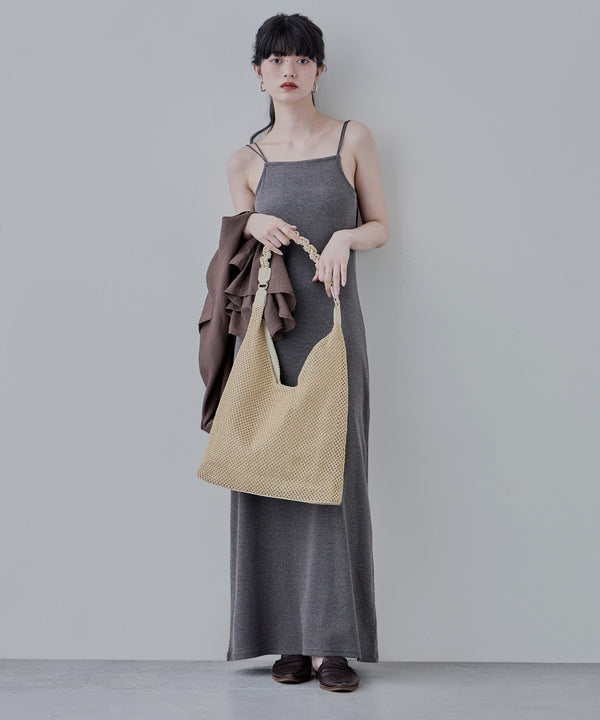 {"color":"\u30a2\u30a4\u30dc\u30ea\u30fc","info":"model\uff1aH163cm size\uff1aF"}