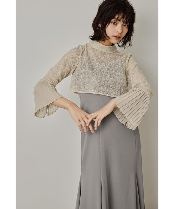 {"color":"\u30b0\u30ec\u30fc\u30b8\u30e5","info":"model\uff1aH161cm size\uff1aM"}